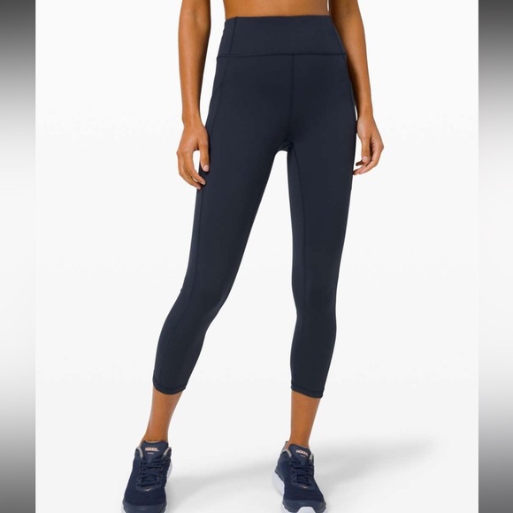 Lululemon Invigorate High-Rise Crop‎ 23" True Navy Size 4 - Picture 8 of 9